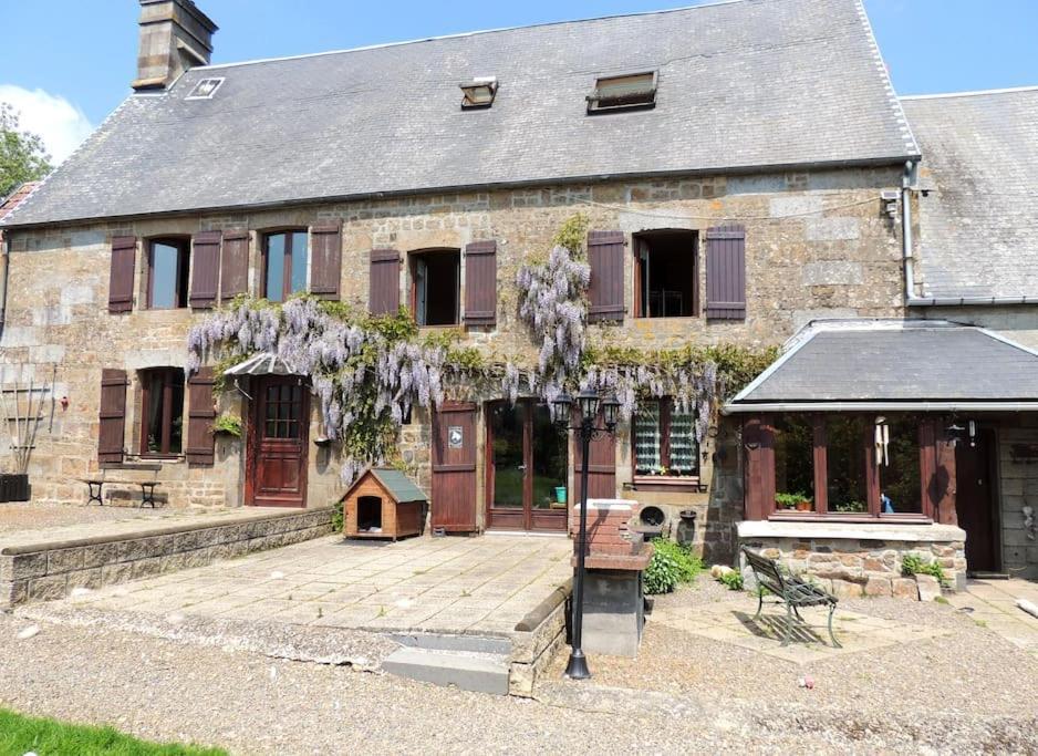 Bienvenue A La Seliniere ! Villa Champ-du-Boult Buitenkant foto